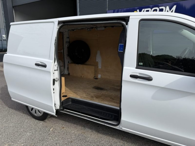 MERCEDES VITO FOURGON 111 CDI COMPACT PRO TRACTION 114cv