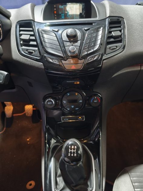 FORD FORD FIESTA 1.0 80 CV - TITANIUM - BLUETOOTH - CLIM - RADAR AV AR  1.0 80CH STOP&START TITANIUM 3P 2014
