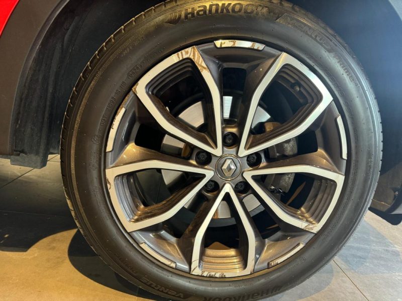 RENAULT KADJAR  1.3 TCE 140 INTENS / CARNET D\'ENTRETIEN COMPLET  2019