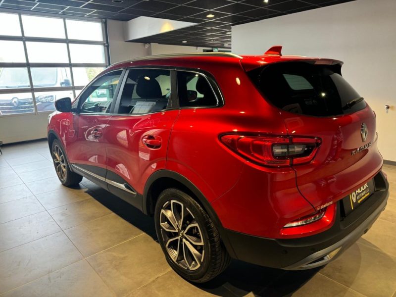RENAULT KADJAR  1.3 TCE 140 INTENS / CARNET D\'ENTRETIEN COMPLET  2019