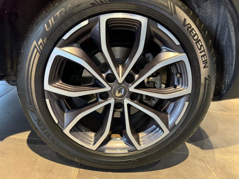 RENAULT KADJAR  1.3 TCE 140 INTENS / CARNET D\'ENTRETIEN COMPLET  2019