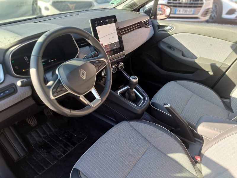 RENAULT CLIO TCE 90 CV TECHNO SPECIAL EXPORT ALGERIE 2025