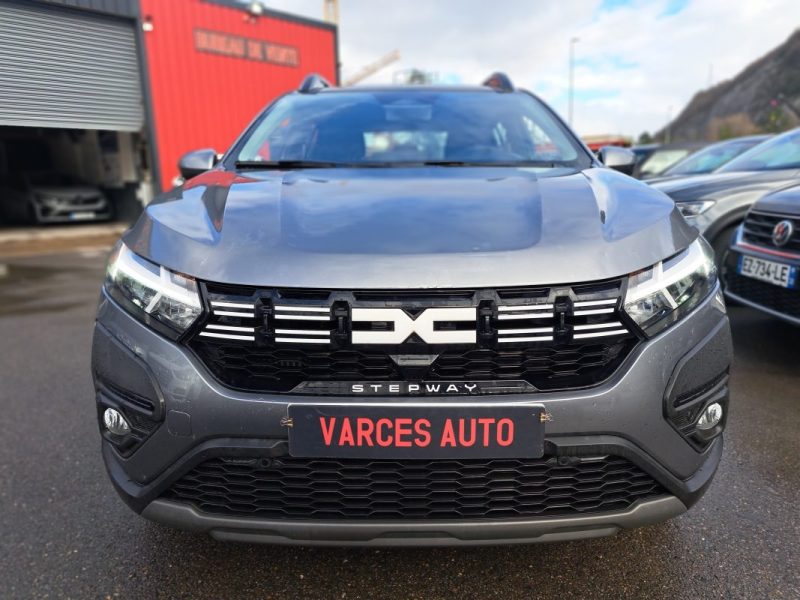 DACIA SANDERO STEPWAY TCE 90 CV EXPRESSION SPECIAL EXPORT ALGERIE 2025