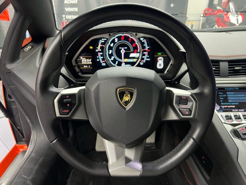 LAMBORGHINI AVENTADOR LP 700-4 2013