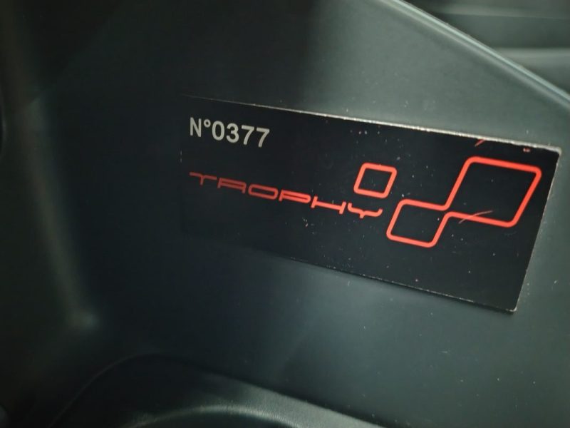 RENAULT MEGANE 2.0T 265CH RS TROPHY 2011