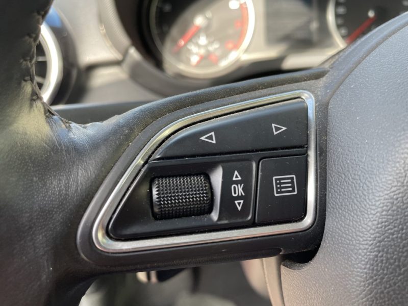 AUDI A1 GARANTIE 12 MOIS AMBITION LUXE 2016