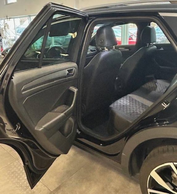 VOLKSWAGEN T-ROC 2.0 TDI 150 LIFE DSG 2024
