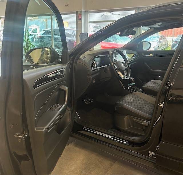 VOLKSWAGEN T-ROC 2.0 TDI 150 LIFE DSG 2024