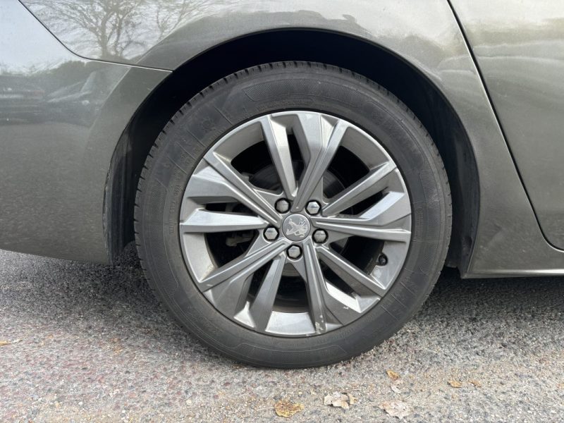 PEUGEOT 508 1.5 BlueHDi 130ch ALLURE EAT8 / ENTRETIEN COMPLET / APPLE CARPLAY