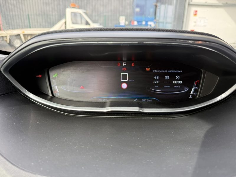 PEUGEOT 5008 1.2 PURETECH 130CV CROSSWAY S&S EAT6 