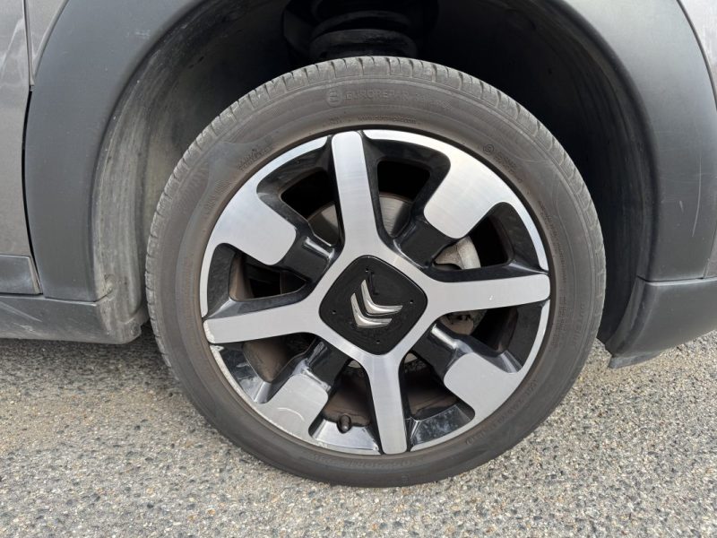 CITROEN C4 1.2 PURETECH 130CH SHINE / DISTRIBUTION OK / SUIVI ENTRETIEN COMPLET 