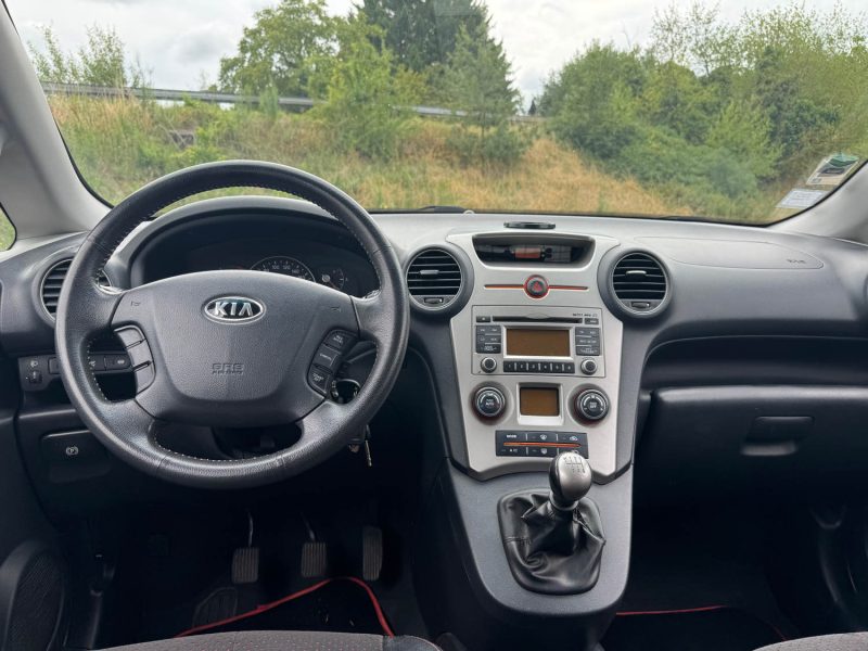 KIA CARENS 2010