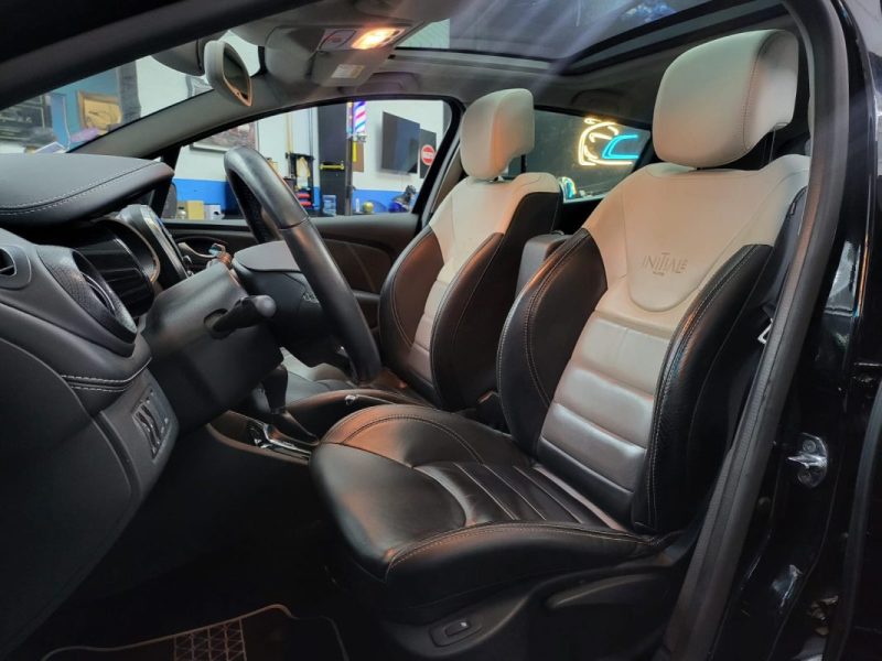 RENAULT CLIO 1.2 TCe 120ch Initiale Paris EDC