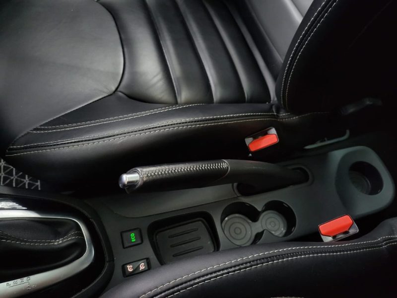 RENAULT CLIO 1.2 TCe 120ch Initiale Paris EDC