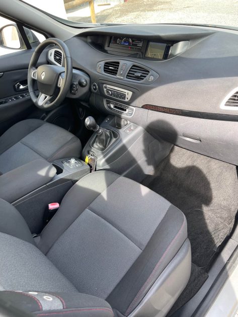 RENAULT MEGANE SCENIC 1.5 DCI 110CH