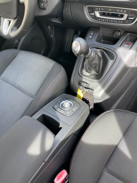 RENAULT MEGANE SCENIC 1.5 DCI 110CH