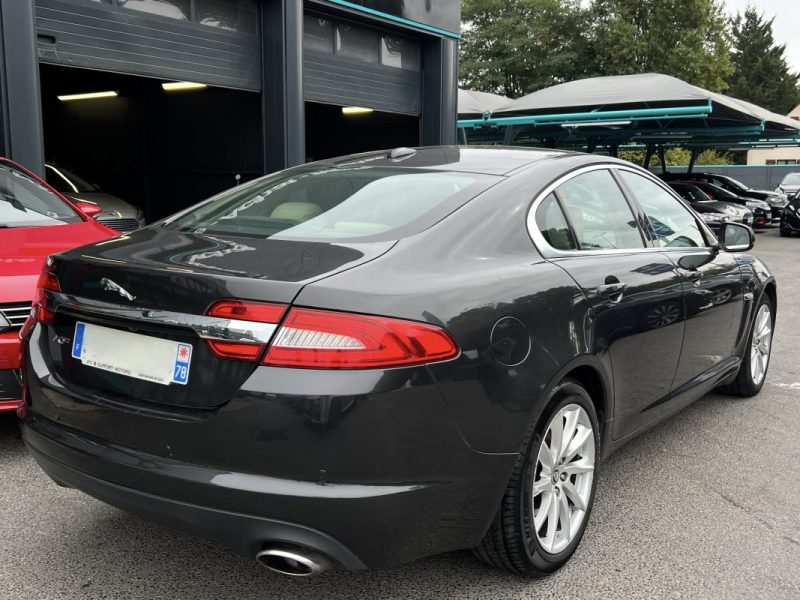JAGUAR XF PHASE 2 BERLINE 2.2 D 190 Cv BOITE AUTO INTERIEUR CUIR ECRAN GPS TACTILE CRIT AIR 2