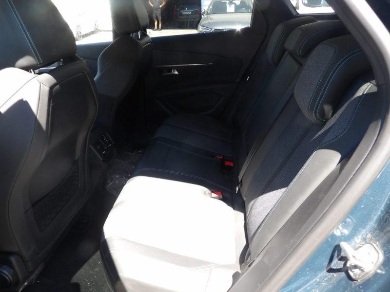 PEUGEOT 3008 HYBRID 225CH ALLURE PACK E-EAT8  2021