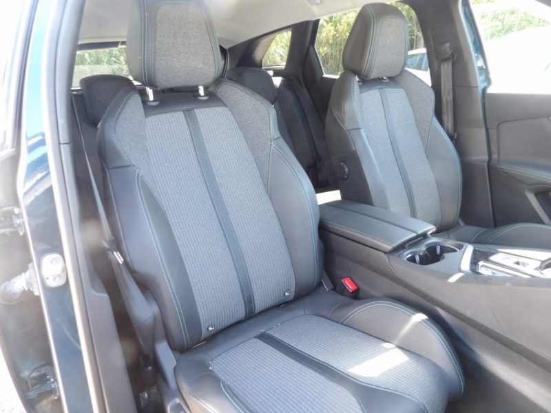 PEUGEOT 3008 HYBRID 225CH ALLURE PACK E-EAT8  2021