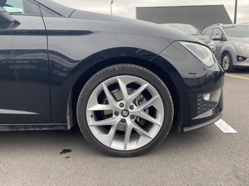 🚗 SEAT LEON 2.0 TDI 150CH FR ✨ 🎥 Caméra de Recul📱 Apple Car Play 🔊 Seat Sound📂 Suivi entretien