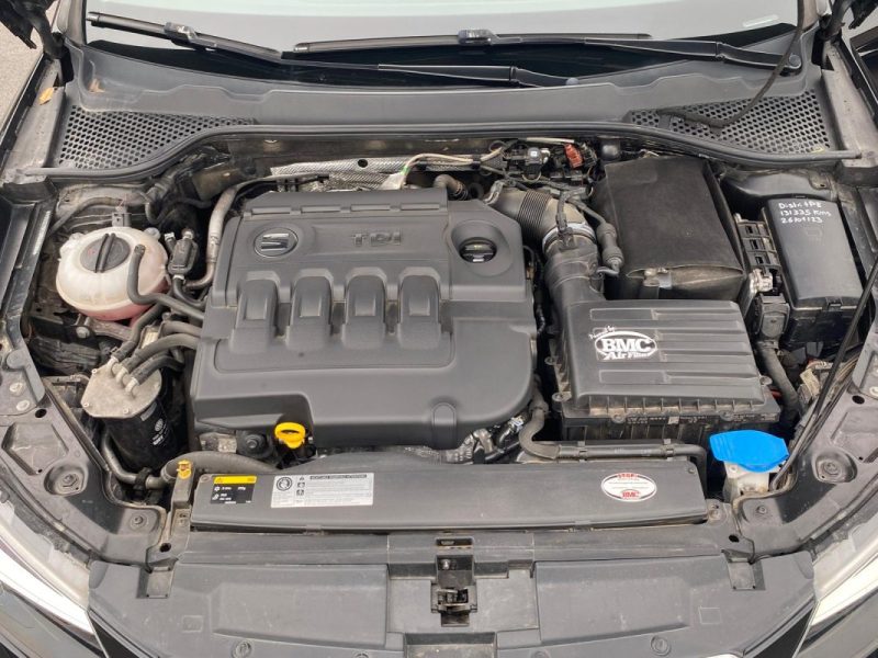 🚗 SEAT LEON 2.0 TDI 150CH FR ✨ 🎥 Caméra de Recul📱 Apple Car Play 🔊 Seat Sound📂 Suivi entretien