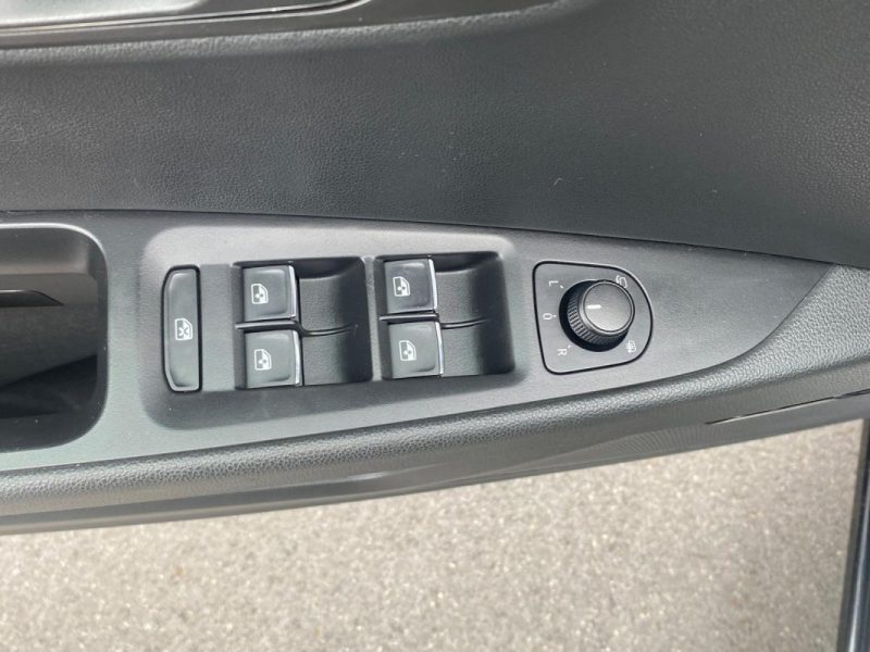 🚗 SEAT LEON 2.0 TDI 150CH FR ✨ 🎥 Caméra de Recul📱 Apple Car Play 🔊 Seat Sound📂 Suivi entretien