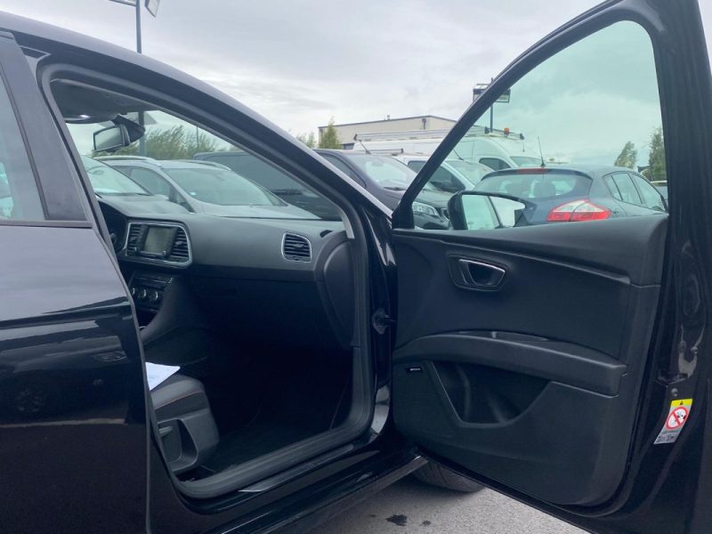 🚗 SEAT LEON 2.0 TDI 150CH FR ✨ 🎥 Caméra de Recul📱 Apple Car Play 🔊 Seat Sound📂 Suivi entretien