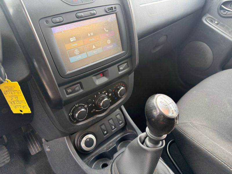 DACIA DUSTER 1.2 TCE 125CH LAURÉATE 4X4 4WD GARANTIE 