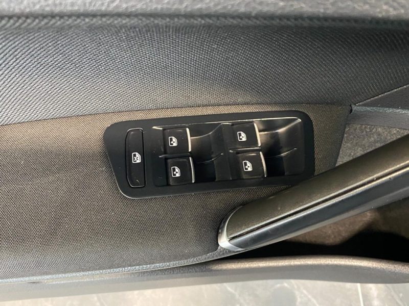 VOLKSWAGEN GOLF 1.4 TSI GTE 204 CH ⚡🚗  📹 Caméra de Recul 🎵 Apple CarPlay / ACC✅ GARANTIE