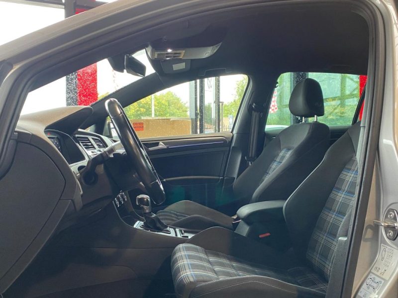 VOLKSWAGEN GOLF 1.4 TSI GTE 204 CH ⚡🚗  📹 Caméra de Recul 🎵 Apple CarPlay / ACC✅ GARANTIE