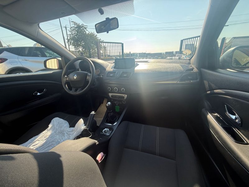 RENAULT MEGANE RENAULT MEGANE 3 PHASE 3 1.5DCI 95CV 2015  2015