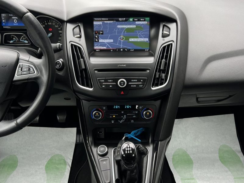 FORD FOCUS III PHASE 2 TITANIUM 1.0 ECOBOOST 100 Cv 1ERE MAIN / GRAND GPS CRIT AIR 1 - GARANTIE 1 AN