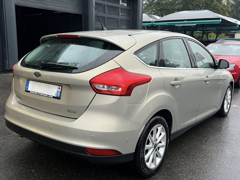 FORD FOCUS III PHASE 2 TITANIUM 1.0 ECOBOOST 100 Cv 1ERE MAIN / GRAND GPS CRIT AIR 1 - GARANTIE 1 AN