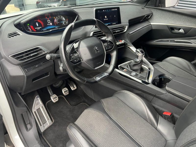 PEUGEOT 5008 1.2 130CV GT LINE - DISTRIBUTION NEUVE 2017