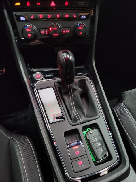 SEAT LEON ST 2019 2.0 TSI 300 4DRIVE CUPRA R DSG7*BEATS*PANO*CAMERA*SIEGES PERF.