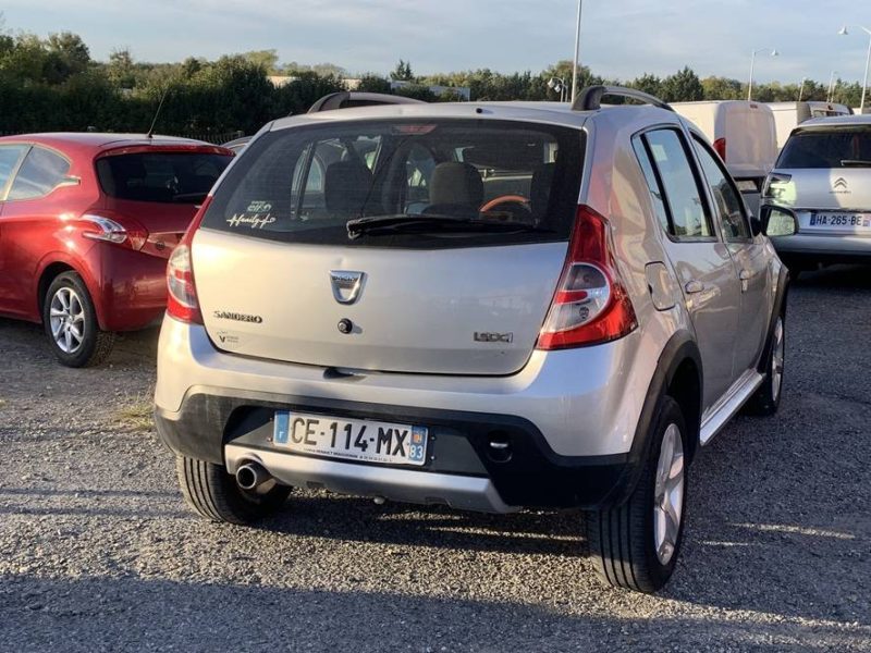 DACIA SANDERO 1.5 DCI 90CH FAP STEPWAY EURO 5 2012