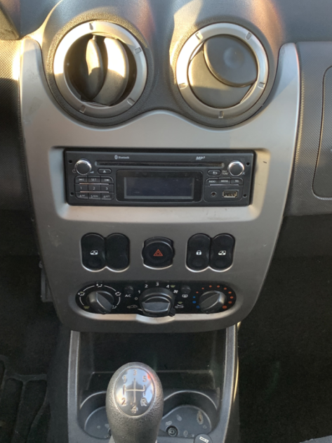 DACIA SANDERO 1.5 DCI 90CH FAP STEPWAY EURO 5 2012