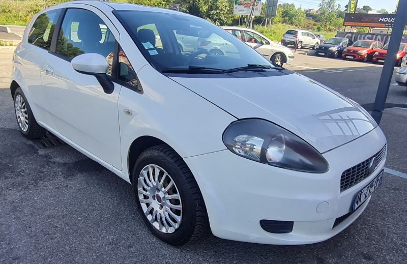 FIAT GRANDE PUNTO 1.3 D MULTIJET 1248CM3 75CV  2010