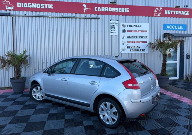  CITROEN C4 TENDANCE 2.0 HDI BVA FAIBLE KILOMETRAGE 135CV GARANTIE 12 MOIS 2009
