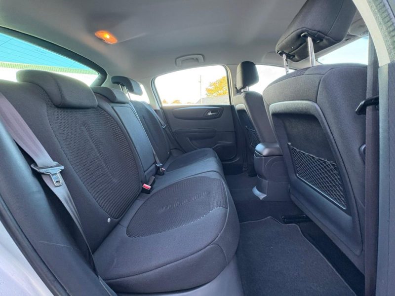  CITROEN C4 TENDANCE 2.0 HDI BVA FAIBLE KILOMETRAGE 135CV GARANTIE 12 MOIS 2009