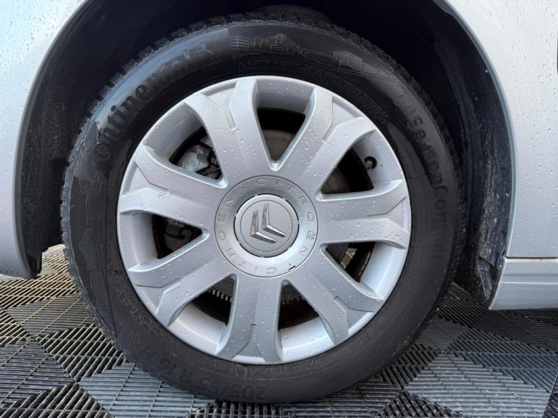  CITROEN C4 TENDANCE 2.0 HDI BVA FAIBLE KILOMETRAGE 135CV GARANTIE 12 MOIS 2009