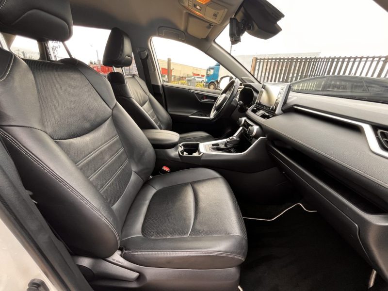 TOYOTA RAV4 Hybride 218ch Lounge Pack Premium 2WD 01/2019