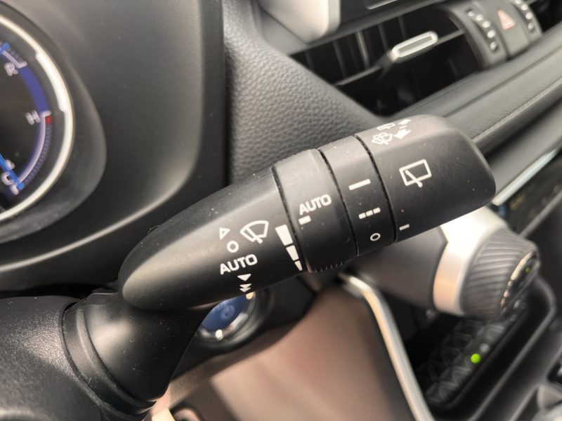 TOYOTA RAV4 Hybride 218ch Lounge Pack Premium 2WD 01/2019