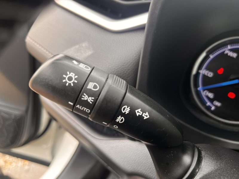 TOYOTA RAV4 Hybride 218ch Lounge Pack Premium 2WD 01/2019