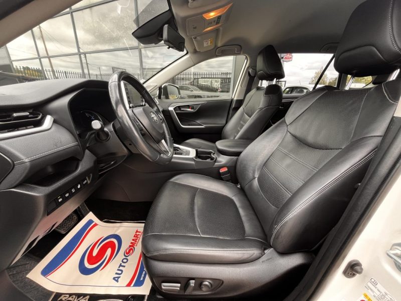 TOYOTA RAV4 Hybride 218ch Lounge Pack Premium 2WD 01/2019