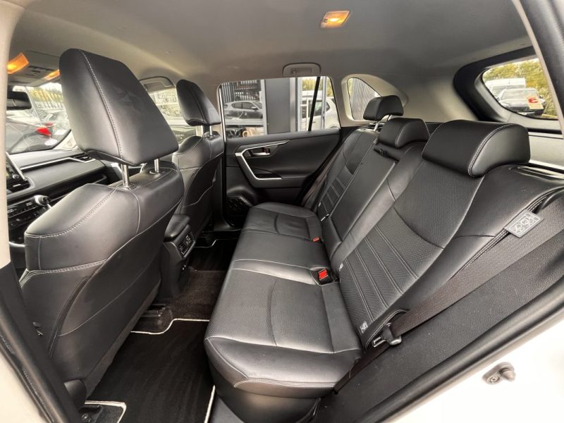 TOYOTA RAV4 Hybride 218ch Lounge Pack Premium 2WD 01/2019