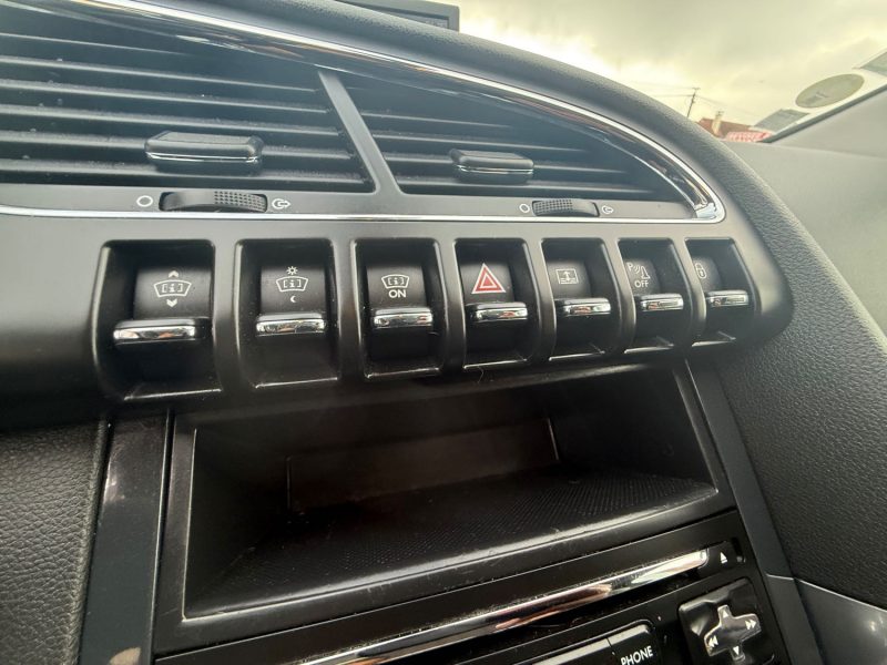 PEUGEOT 3008 PEUGEOT 3008 CROSSWAY PHASE 2 1.6 HDI - 8V 120CV 2015 2015