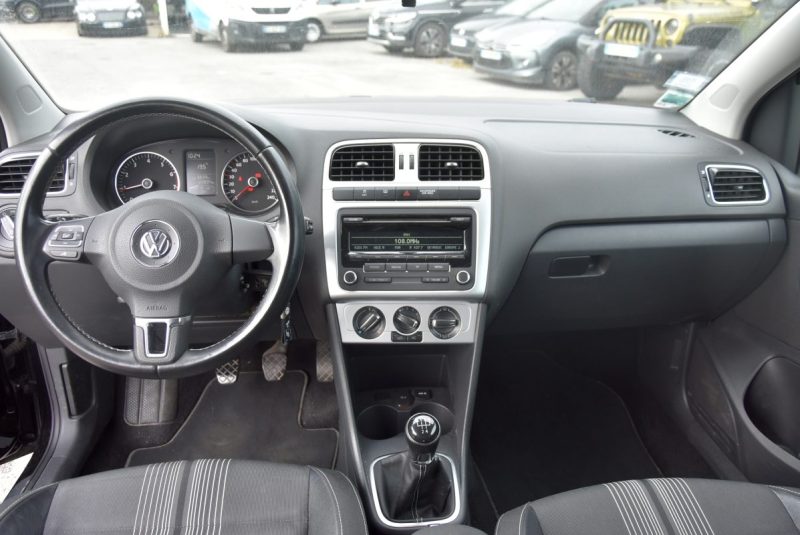 VOLKSWAGEN POLO 1.2 60CH TRENDLINE 3P 2012