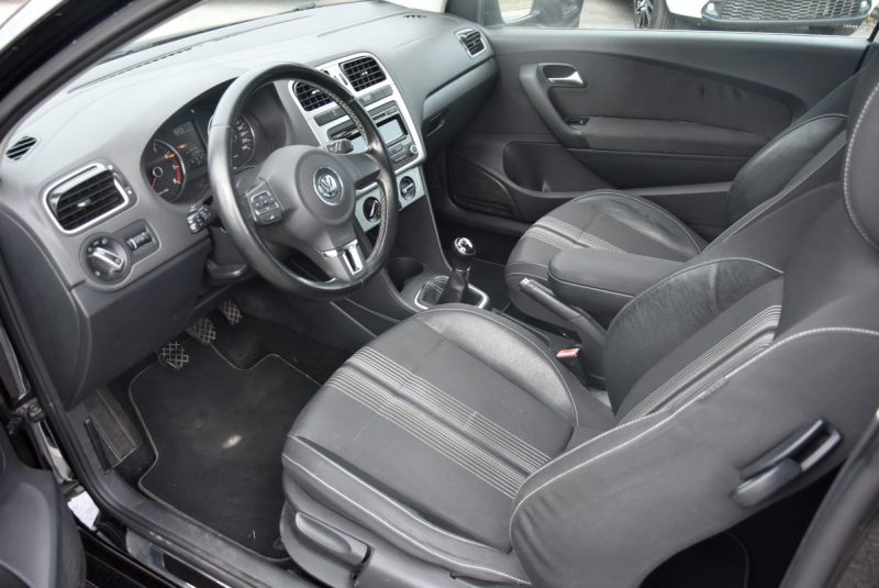 VOLKSWAGEN POLO 1.2 60CH TRENDLINE 3P 2012