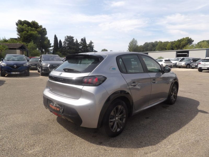 PEUGEOT 208 E-208 136CH STYLE 17MKM